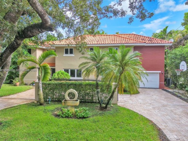 1543 Dorado Ave Coral Gables, FL 33146