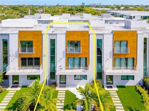 916 NE 4th St Fort Lauderdale, FL 33301