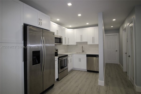 8701 SW 141st St #K6 Palmetto Bay, FL 33176