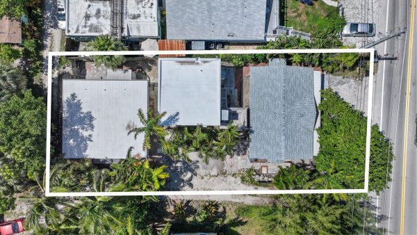 4621 N Ocean Blvd Boynton Beach, FL 33435