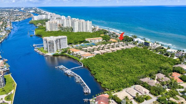 4002 S Ocean Blvd Highland Beach, FL 33487