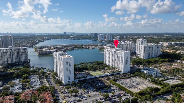 Undisclosed Address Aventura, FL 33160