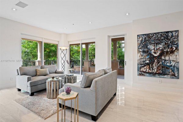 13633 Deering Bay Dr #225 Coral Gables, FL 33158