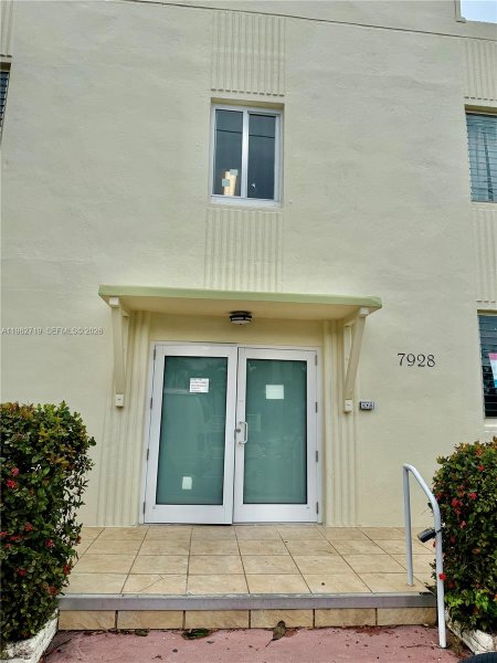 7928 Harding Ave #5 Miami Beach, FL 33141
