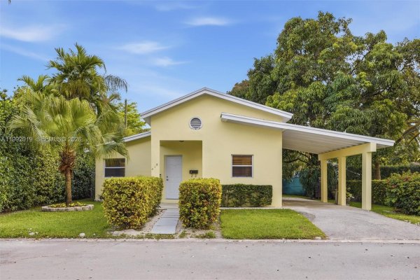 218 Frow Ave Coral Gables, FL 33133