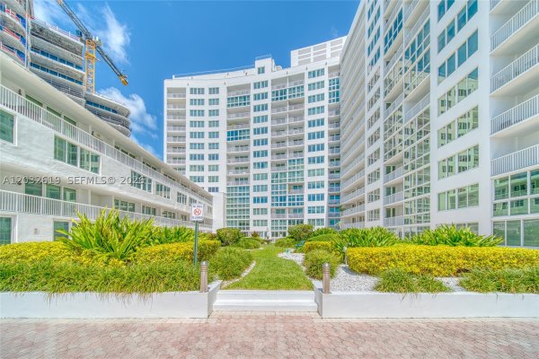 5401 Collins Ave #1135 Miami Beach, FL 33140
