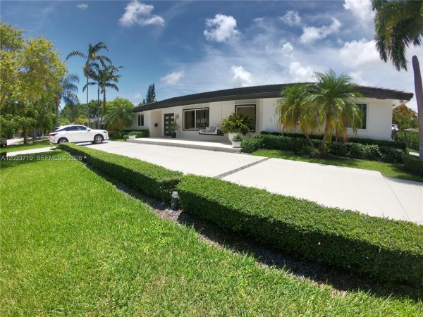 14500 SW 84th Palmetto Bay, FL 33158
