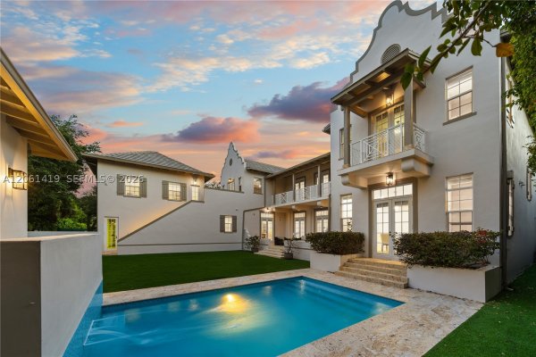 7745 SW 54th Ave Miami, FL 33143