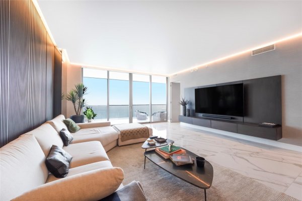 18975 Collins Ave #3303 Sunny Isles Beach, FL 33160