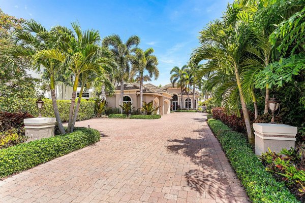 201 Fishermans Way Jupiter, FL 33477