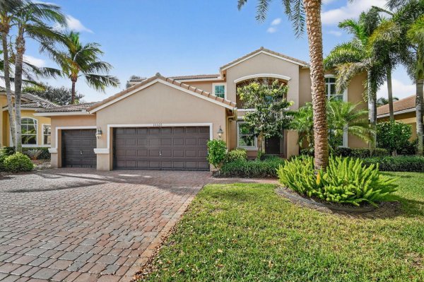 10360 Cypress Lks Preserve Dr Lake Worth, FL 33449