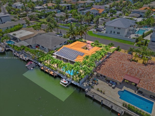 3220 NE 164th St North Miami Beach, FL 33160