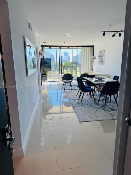 20335 W Country Clb Dr #608 Aventura, FL 33180