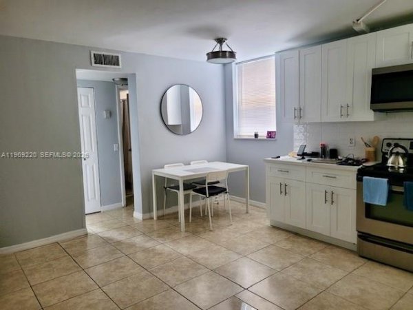 1801 S Treasure Dr #318 North Bay Village, FL 33141