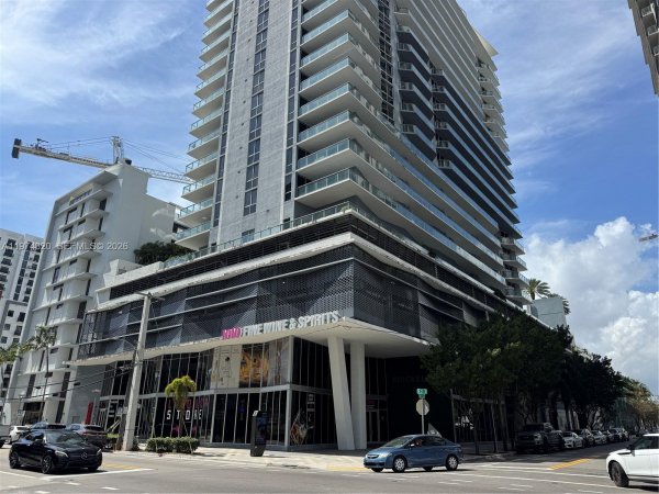 1010 SW 2nd Ave #1505 Miami, FL 33130