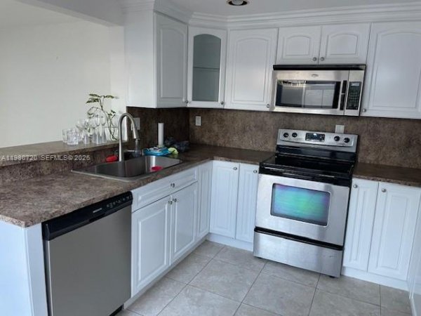 4716 Sw 67th Ave #D1 Miami, FL 33155