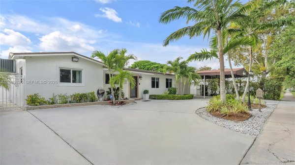 2900 SW 92nd Ave #2900 Miami, FL 33165