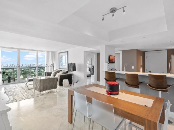 650 West Ave #2110 Miami Beach, FL 33139