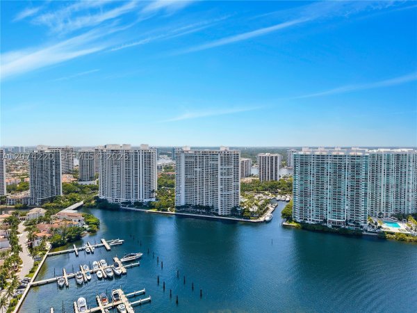 7000 Island Blvd #609 Aventura, FL 33160