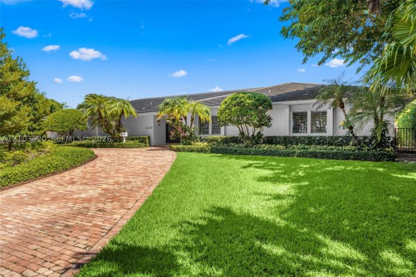 420 Rovino Ave Coral Gables, FL 33156
