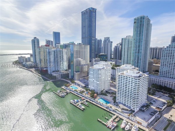 801 Brickell Bay Dr #1265 Miami, FL 33131