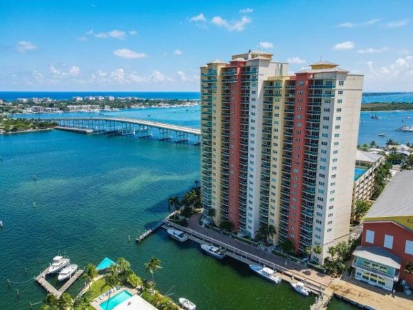 2650 Lake Shr #106 Riviera Beach, FL 33404