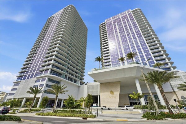 153 N Seabreeze Blvd #402-S Fort Lauderdale, FL 33304