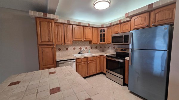 253 S Cypress Rd #225 Pompano Beach, FL 33060