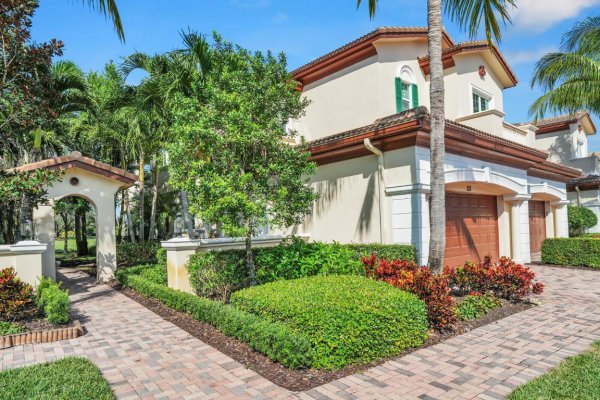 175 Tresana #133 Jupiter, FL 33478