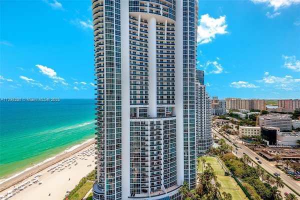 18201 Collins Ave #3405 Sunny Isles Beach, FL 33160