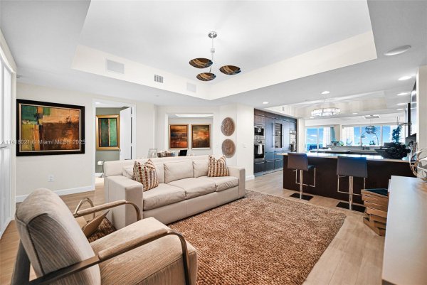 2711 S Ocean Dr #3003 Hollywood, FL 33019