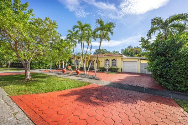 0-5936 SW 29th St Miami, FL 33155