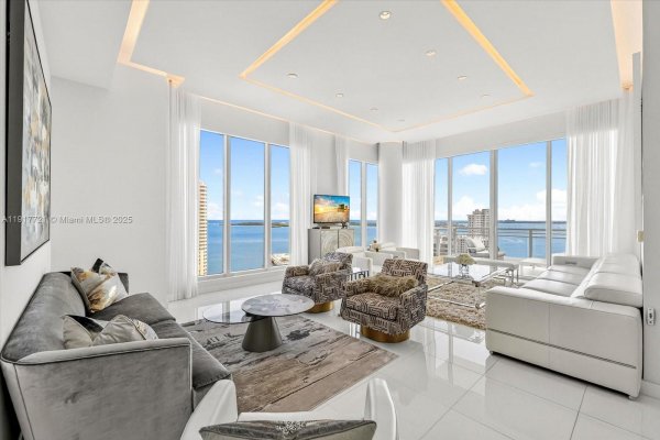 900 Brickell Key Blvd #2304 Miami, FL 33131