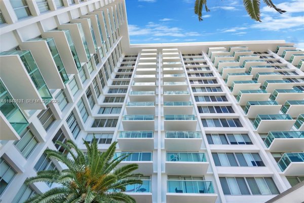 1000 West Ave #709 Miami Beach, FL 33139