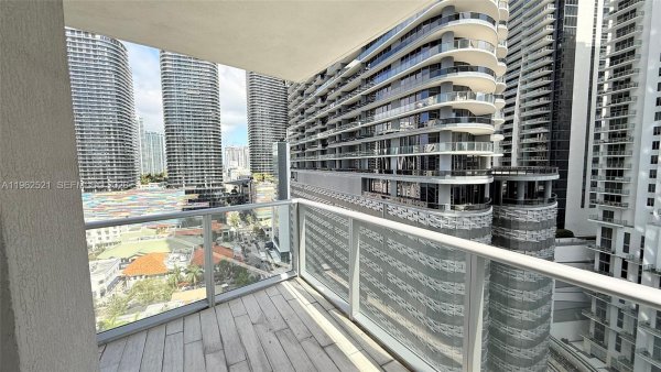 1100 S Miami Ave #1710 Miami, FL 33130