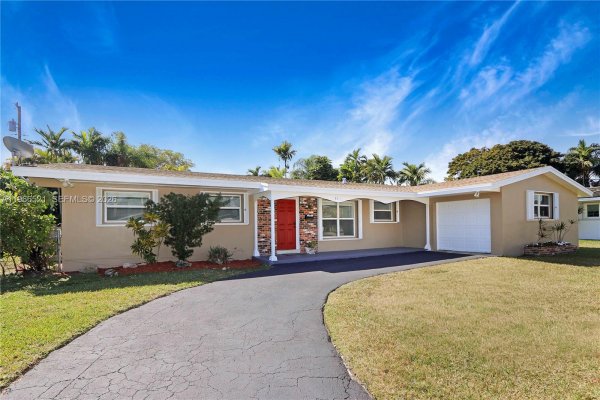 8820 SW 85th St Miami, FL 33173