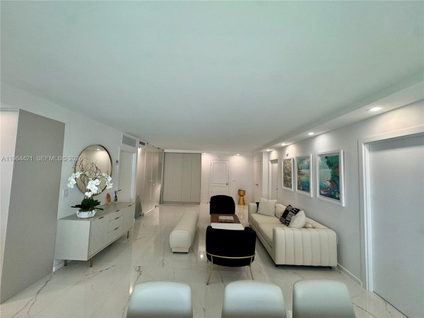 9801 Collins Ave #20E Bal Harbour, FL 33154