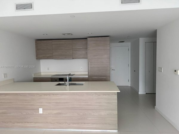 1300 S Miami Ave #3403 Miami, FL 33130