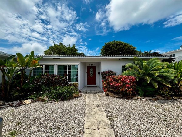 745 S Shore Miami Beach, FL 33141