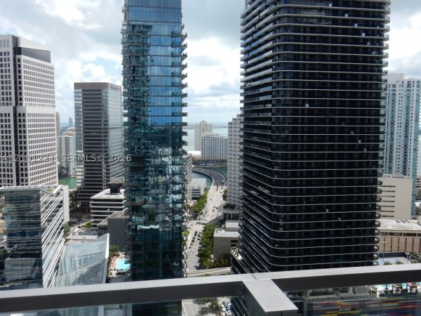88 SW 7th St #2703 Miami, FL 33130