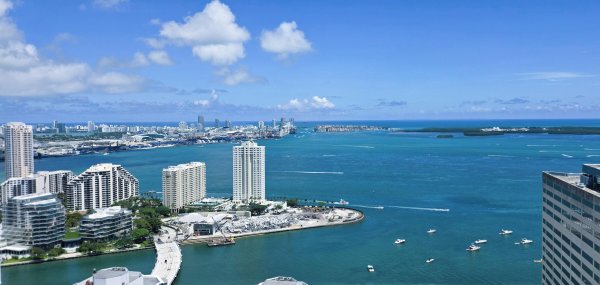 951 Brickell #4308 Miami, FL 33131