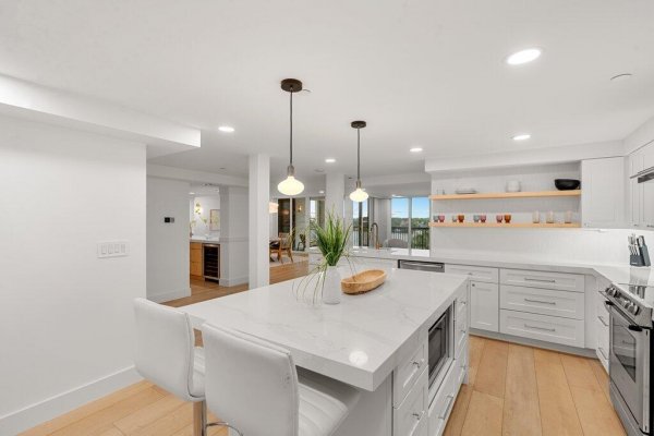 19670 Beach #514 Tequesta, FL 33469