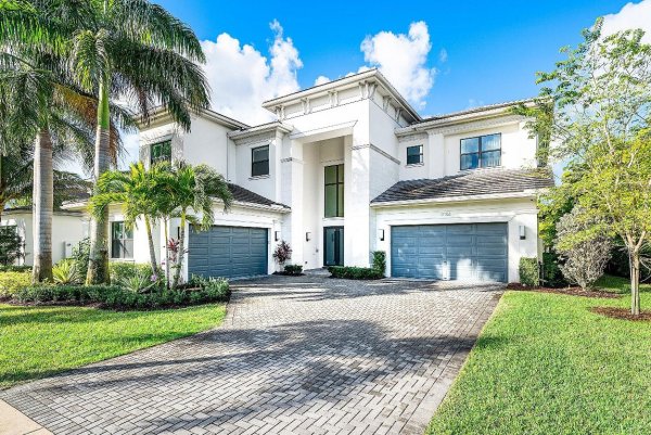 17353 Rosella Rd Boca Raton, FL 33496