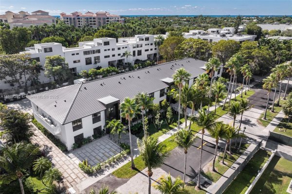 202 Sunrise Dr #202C Key Biscayne, FL 33149