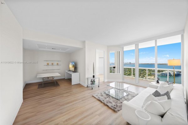 4775 Collins Ave #PH4306 Miami Beach, FL 33140