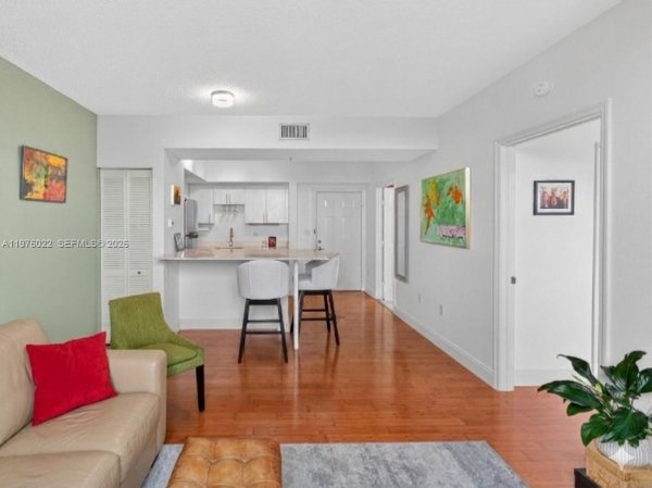 2630 SW 28th St (overbrook) #51 Miami, FL 33133