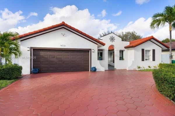 14721 SW 170th Ter Miami, FL 33187