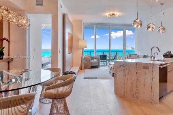 100 S Pointe Dr #708 Miami Beach, FL 33139