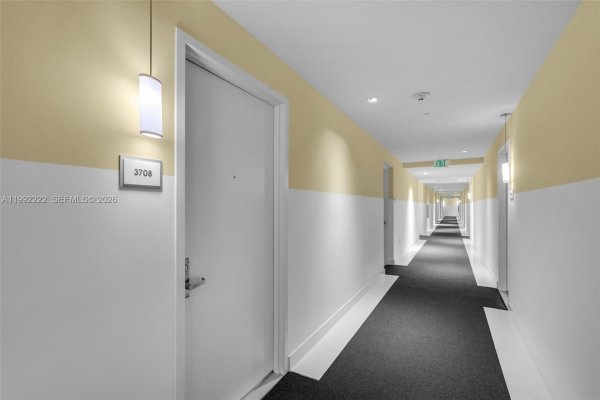 495 Brickell Ave #3708 Miami, FL 33131