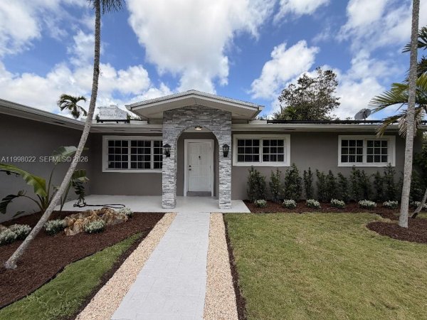 8515 SW 125th St Miami, FL 33156